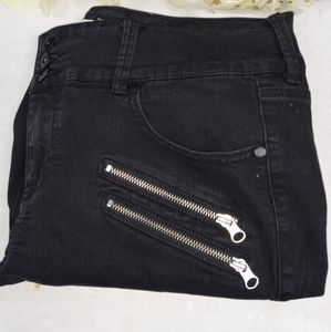 Torrid black denim jegging size 14R